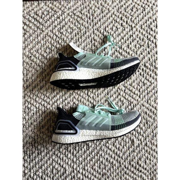 Adidas UltraBoost 19 Men\'s main image 5